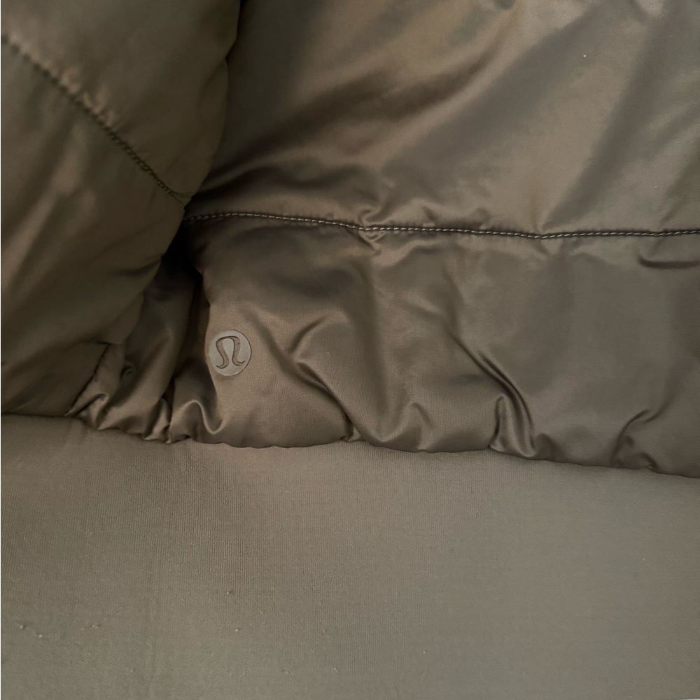 Lululemon Reversible Insulated Non-Stop Cotton Bomber Jacket Artifact brown sz 4 - Picture 12 of 16